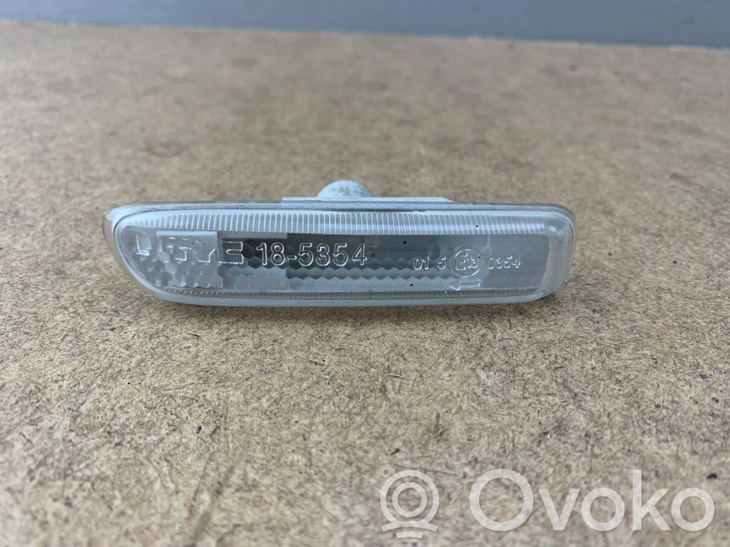 BMW 3 E46 Front fender indicator light 
