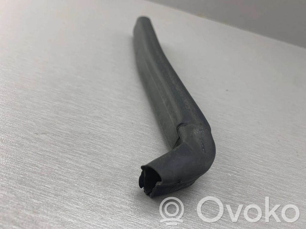 BMW 3 E90 E91 Engine compartment rubber 