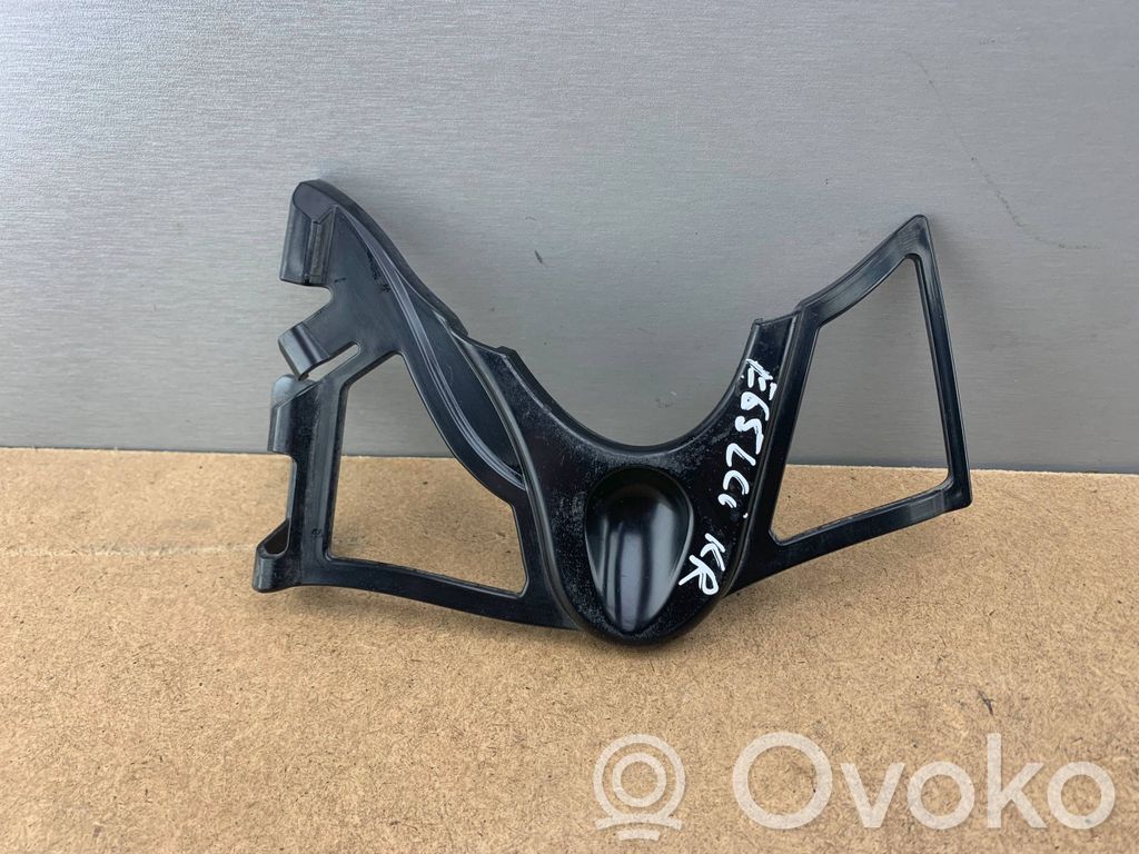 BMW 7 E65 E66 Fender mounting bracket 