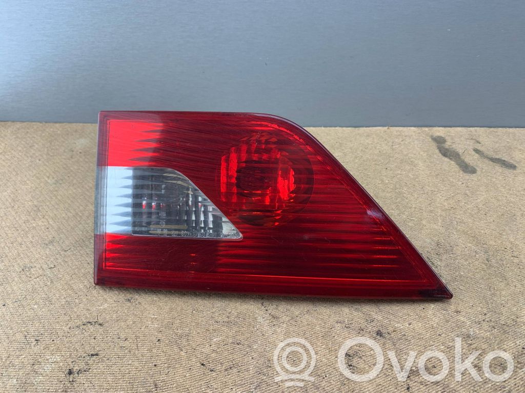 BMW X3 E83 Tailgate rear/tail lights 