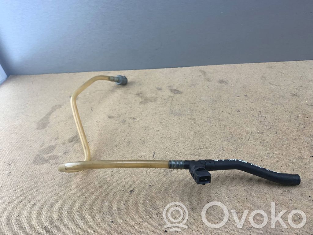 BMW X5 E53 Polttoaineputken letku 