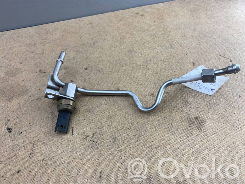 BMW 3 E90 E91 Fuel injector supply line/pipe 
