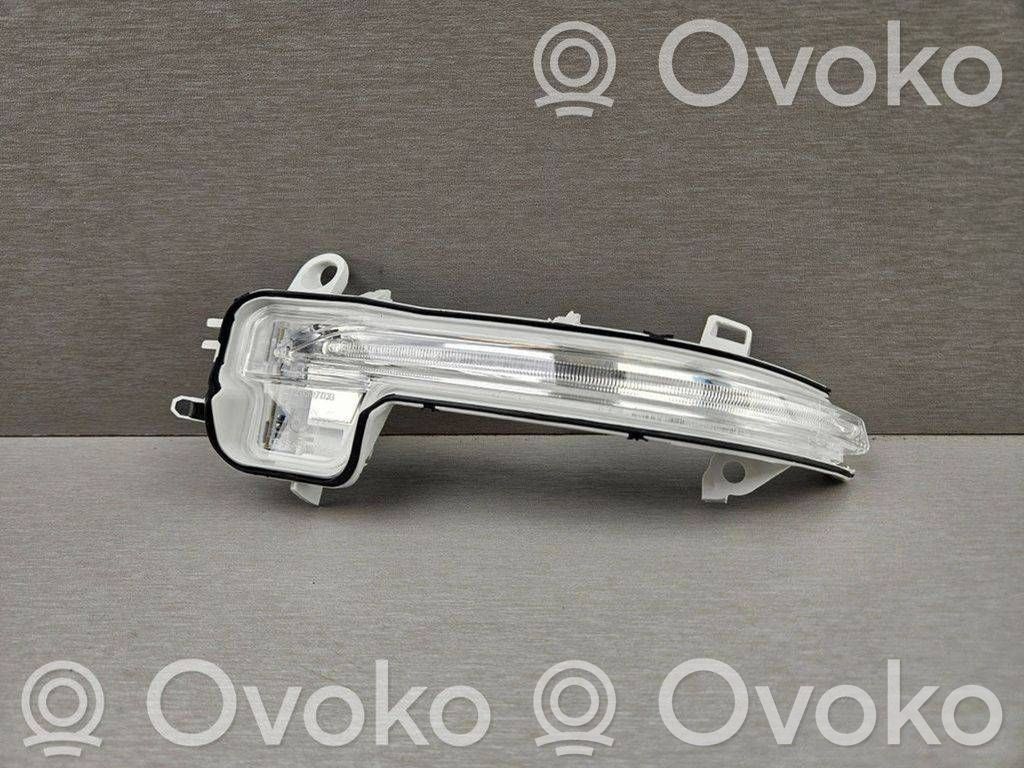 BMW 2 F45 Lampa przednia 