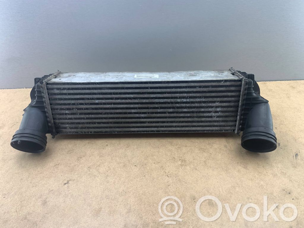 BMW X5 E70 Interkūlerio radiatorius 