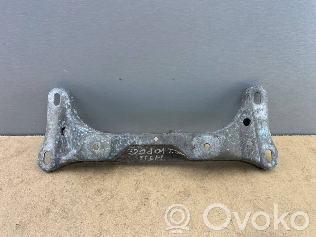 BMW 3 E46 Gearbox mounting bracket 