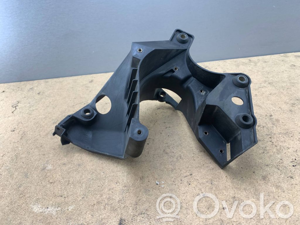 BMW X5 E53 Other engine bay part 