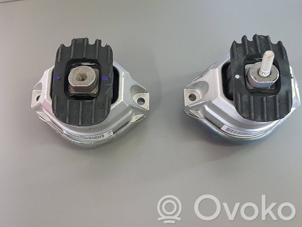 BMW 5 E60 E61 Engine mount bracket 