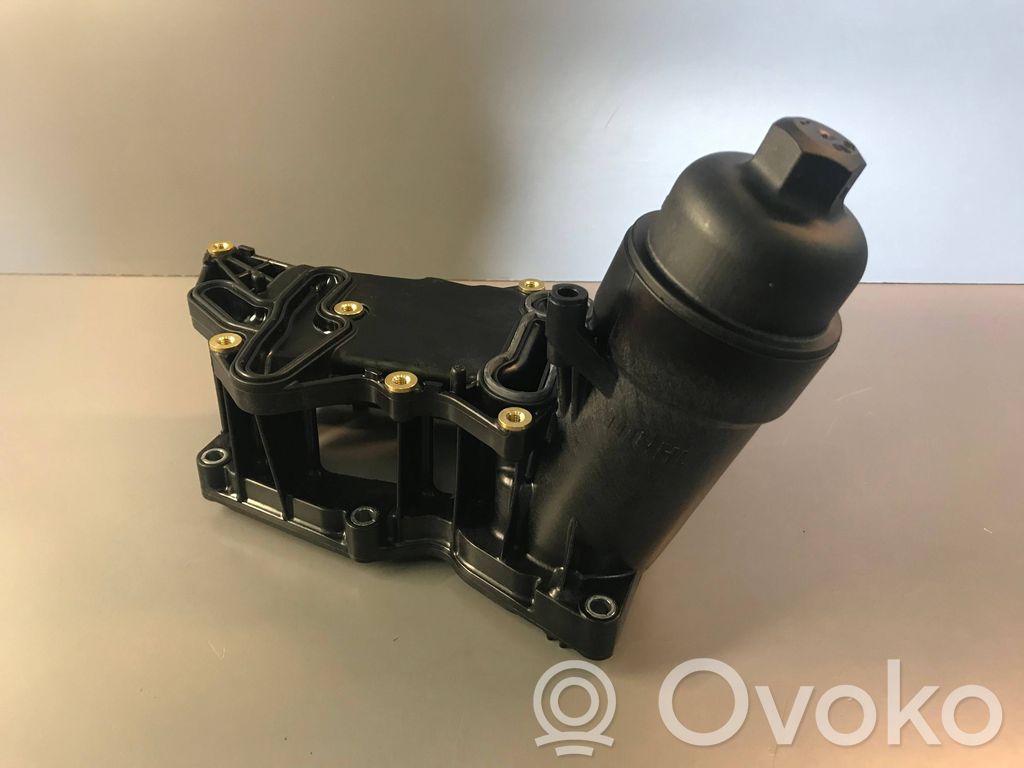 BMW 3 F30 F35 F31 Mocowanie / uchwyt filtra oleju 