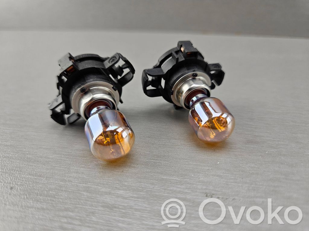 Headlight/headlamp bulb   7161306,63217161306,7162851,63217162851