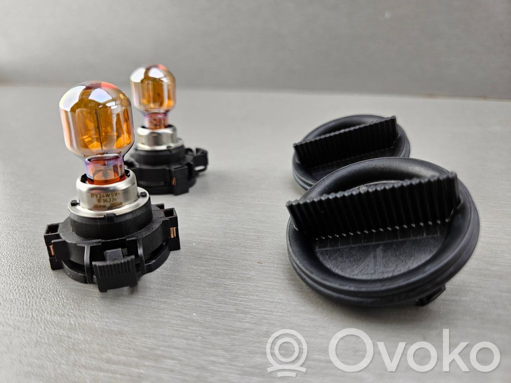BMW 3 E90 E91 Headlight/headlamp bulb 