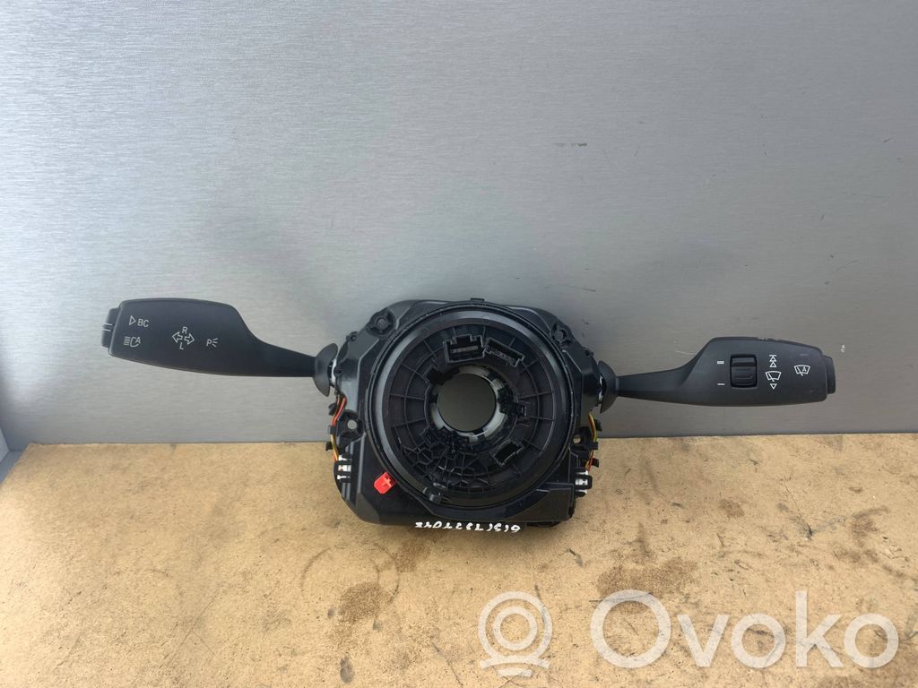BMW 5 F10 F11 Wiper turn signal indicator stalk/switch 