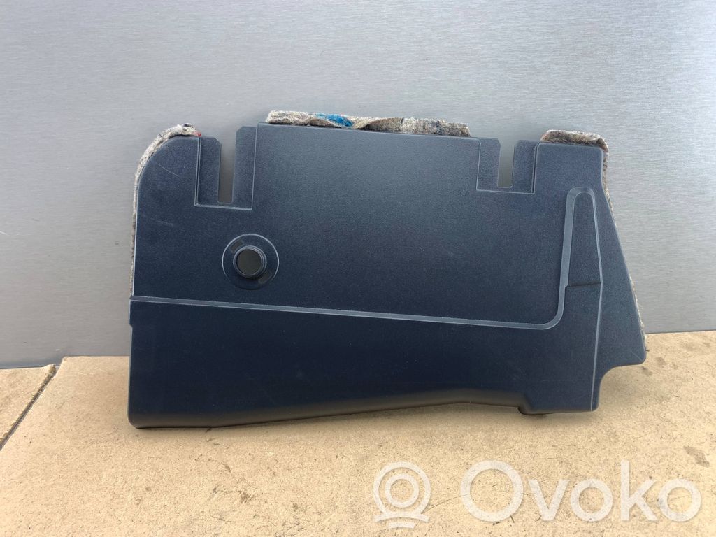 BMW 5 E39 Foot area side trim 