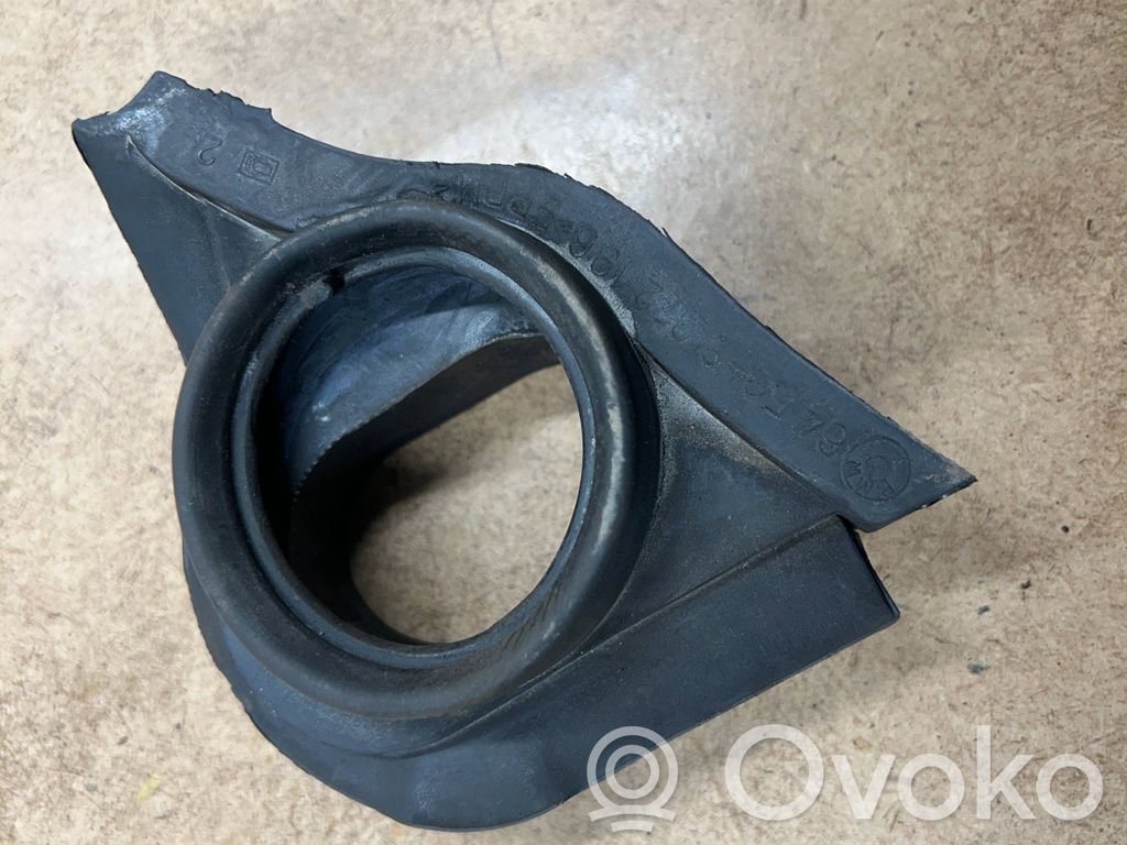 BMW 3 E46 Ilmastointilaitteen putki (A/C) 