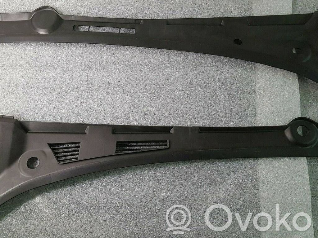 BMW 3 E36 Wiper trim 