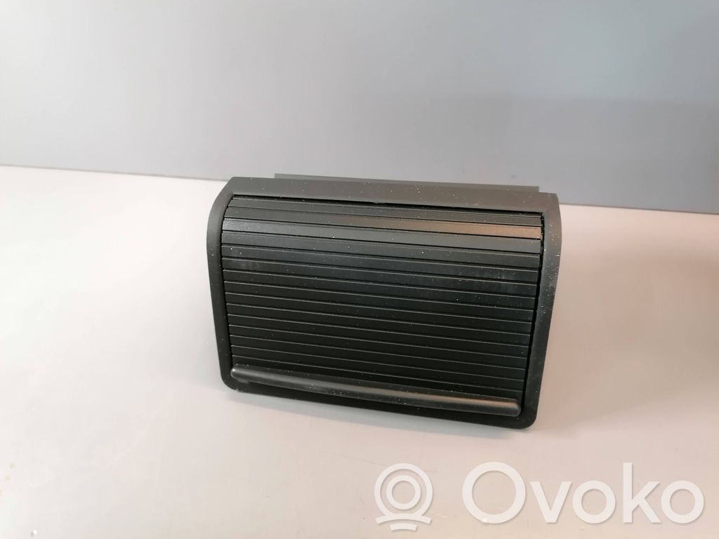 Ashtray (rear)   8225988,51168225988