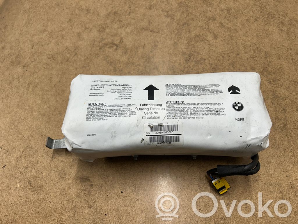 Airbag del pasajero   72126998950,6998950,39939454300Z,15B1763T4011F