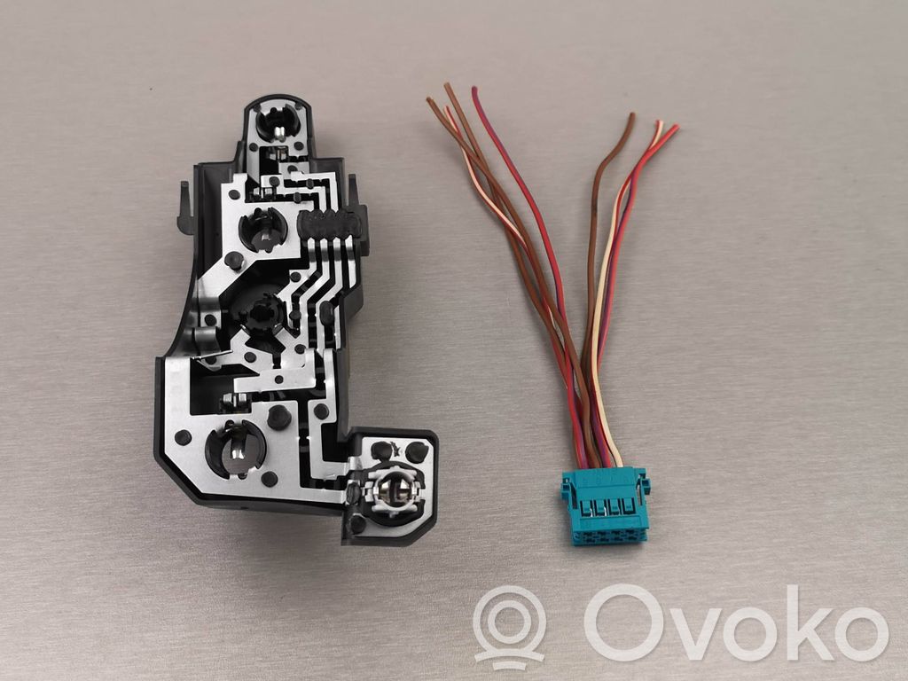 BMW 5 E60 E61 Tail light bulb cover holder 