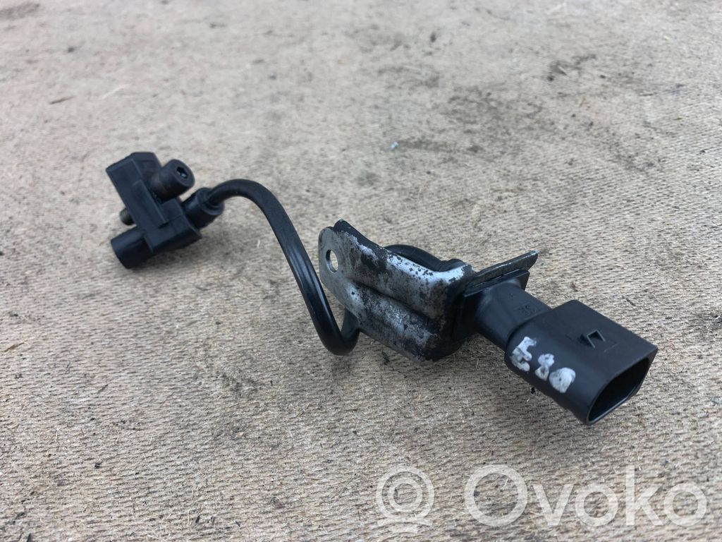 BMW 7 E65 E66 Crankshaft speed sensor 