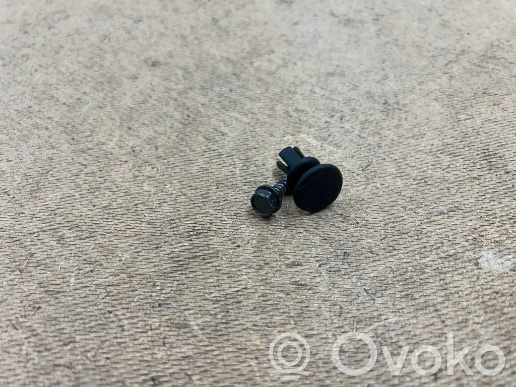 BMW 3 E46 Front suspension camber bolt 