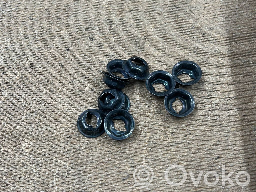 BMW 3 E46 Front suspension camber bolt 