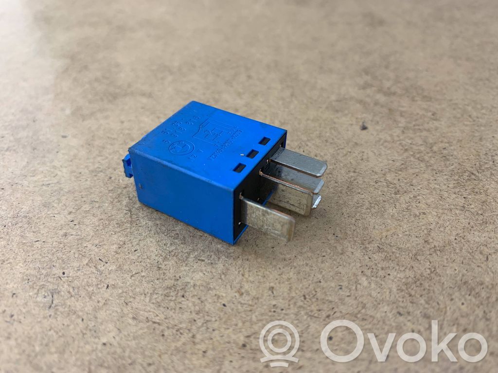 BMW 3 E90 E91 Other relay 
