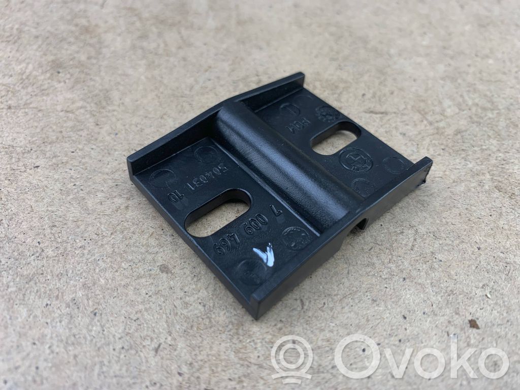 BMW 5 E60 E61 Glove box 