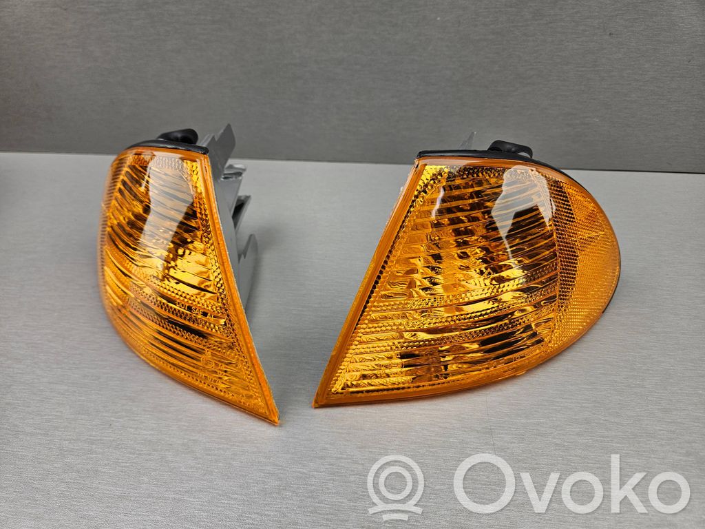 Frontblinker   6902765,63136902765,6902766,63136902766,63138370585,63138370586,8370585,8370586