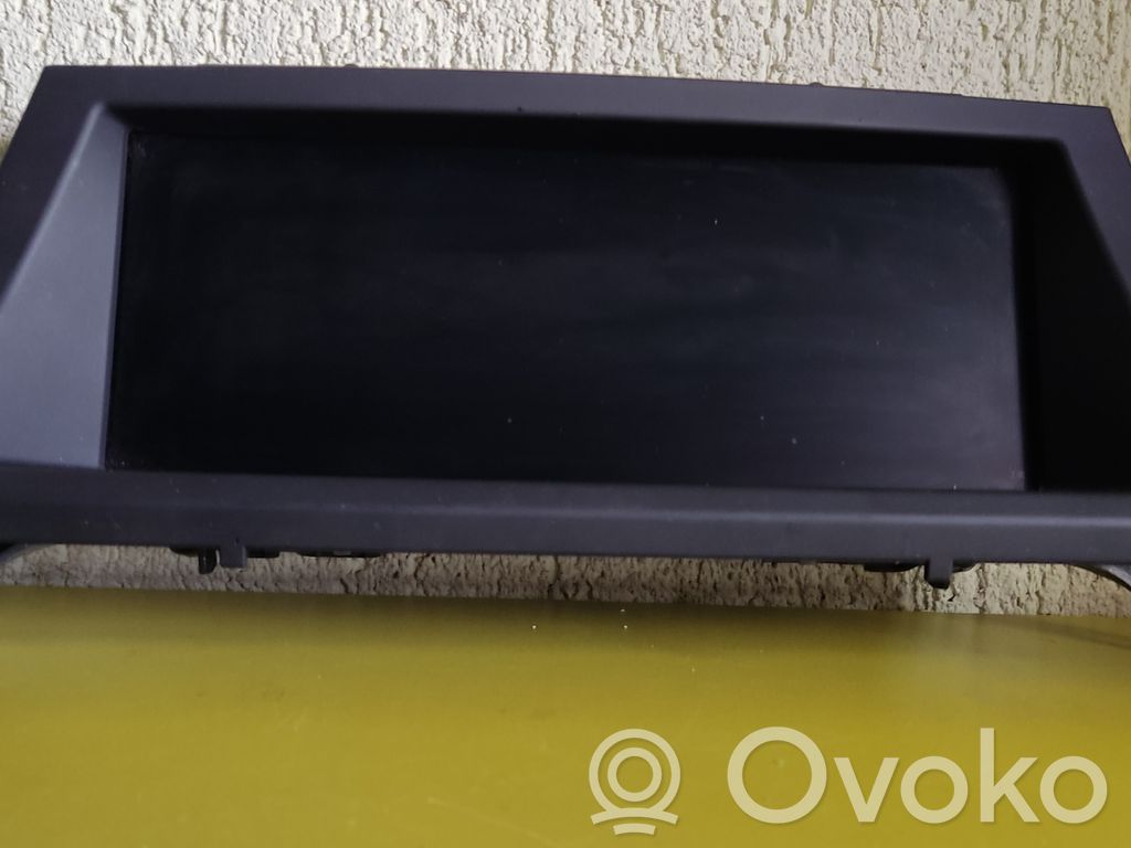Screen/display/small screen   2284656,65509289580,9232896