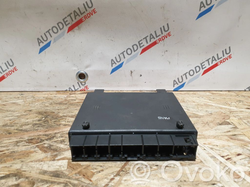 Module de commande de siège   6927270,61356927270