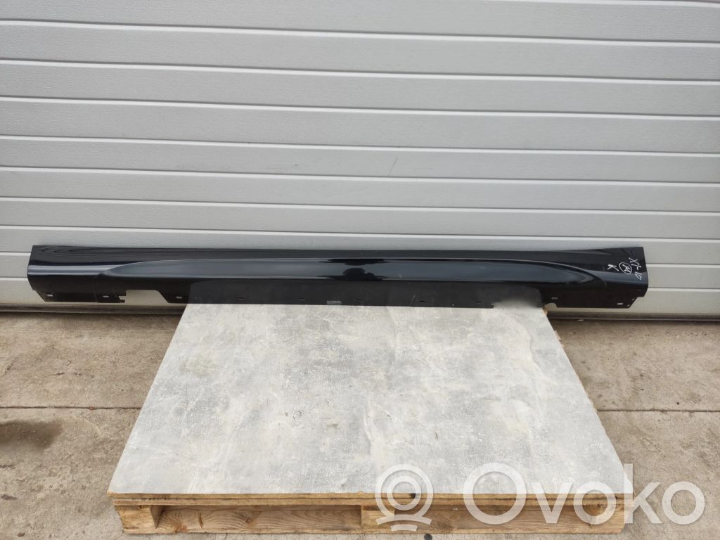 BMW X1 E84 Sill 