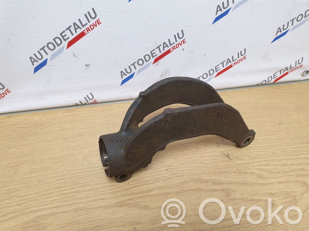 BMW X5 E70 Lower shock absorber bracket 