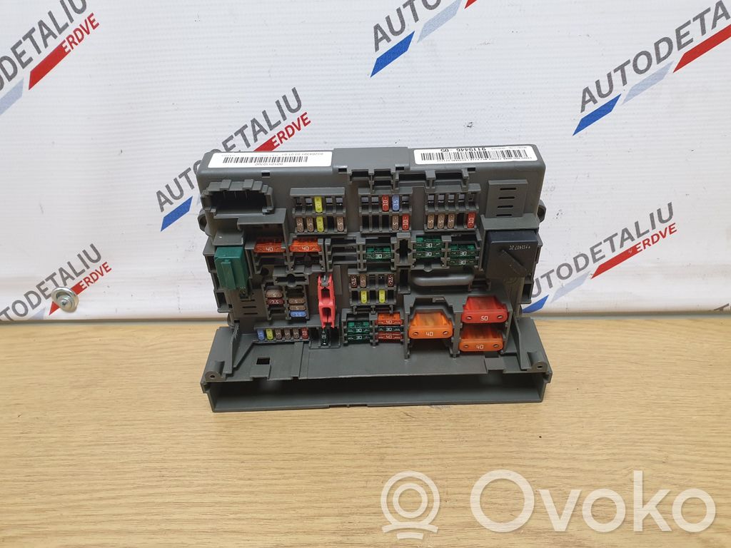 BMW 3 E92 E93 Fuse module 