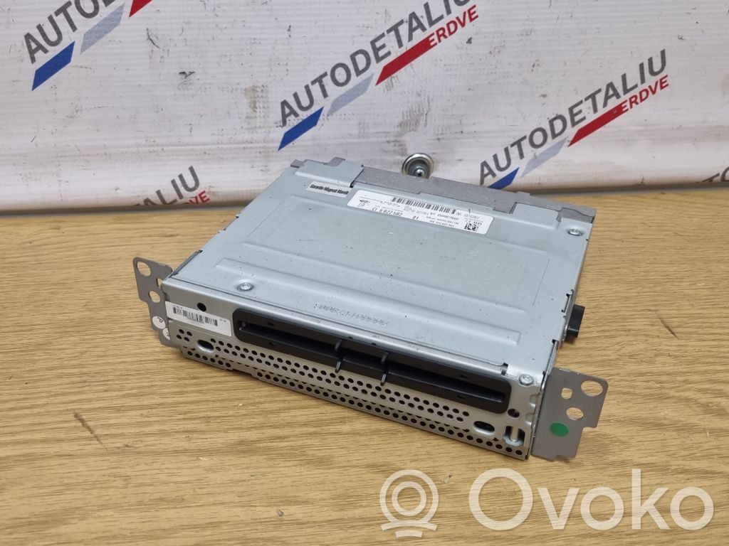 BMW 2 F45 Panel / Radioodtwarzacz CD/DVD/GPS 