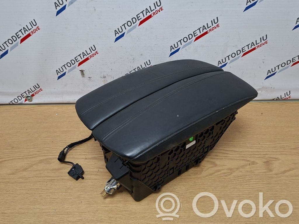 BMW X5 E70 Armrest 