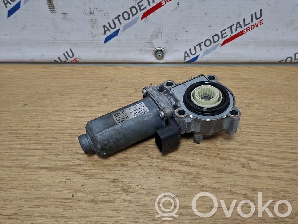 BMW X5 E70 Sadales kārbas elektromotors 