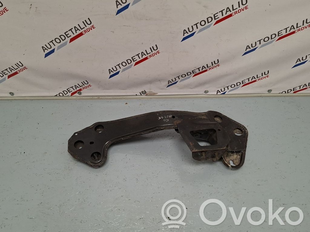 BMW X5 E53 Gearbox mounting bracket 
