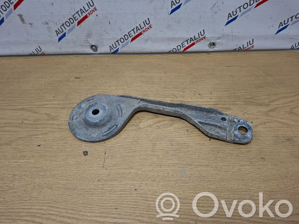 BMW X5 E70 Cits aizmugures šasijas elements 
