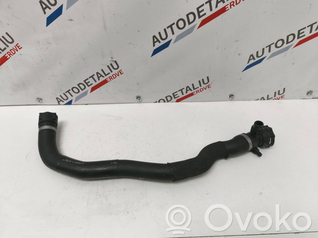 BMW 2 F22 F23 Engine coolant pipe/hose 