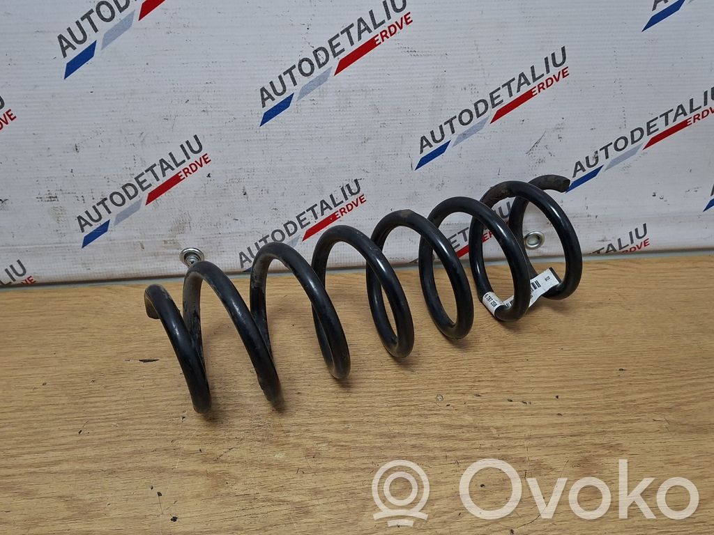 BMW X3 F25 Sprężyna tylna 