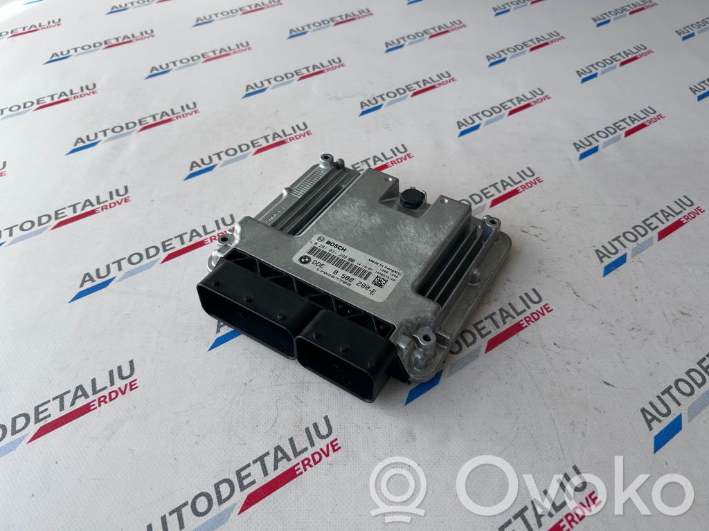 BMW 1 F20 F21 Variklio valdymo blokas 