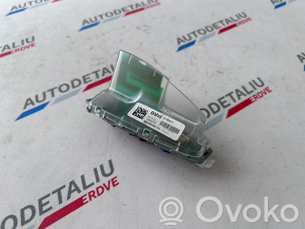 BMW 3 F30 F35 F31 GPS-pystyantenni 