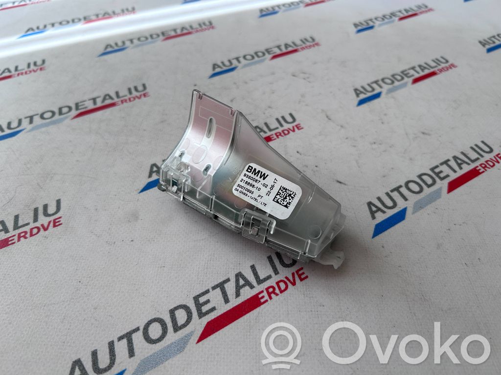 BMW 4 F32 F33 GPS-pystyantenni 
