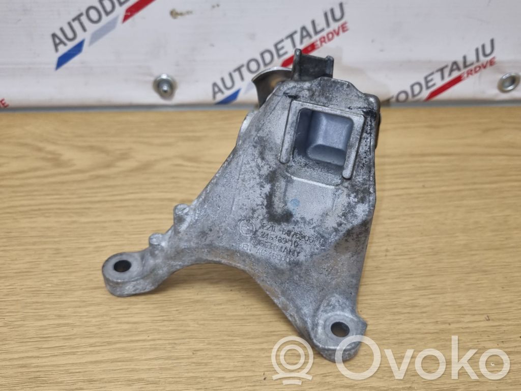 Engine mounting bracket   6876206,22116876206