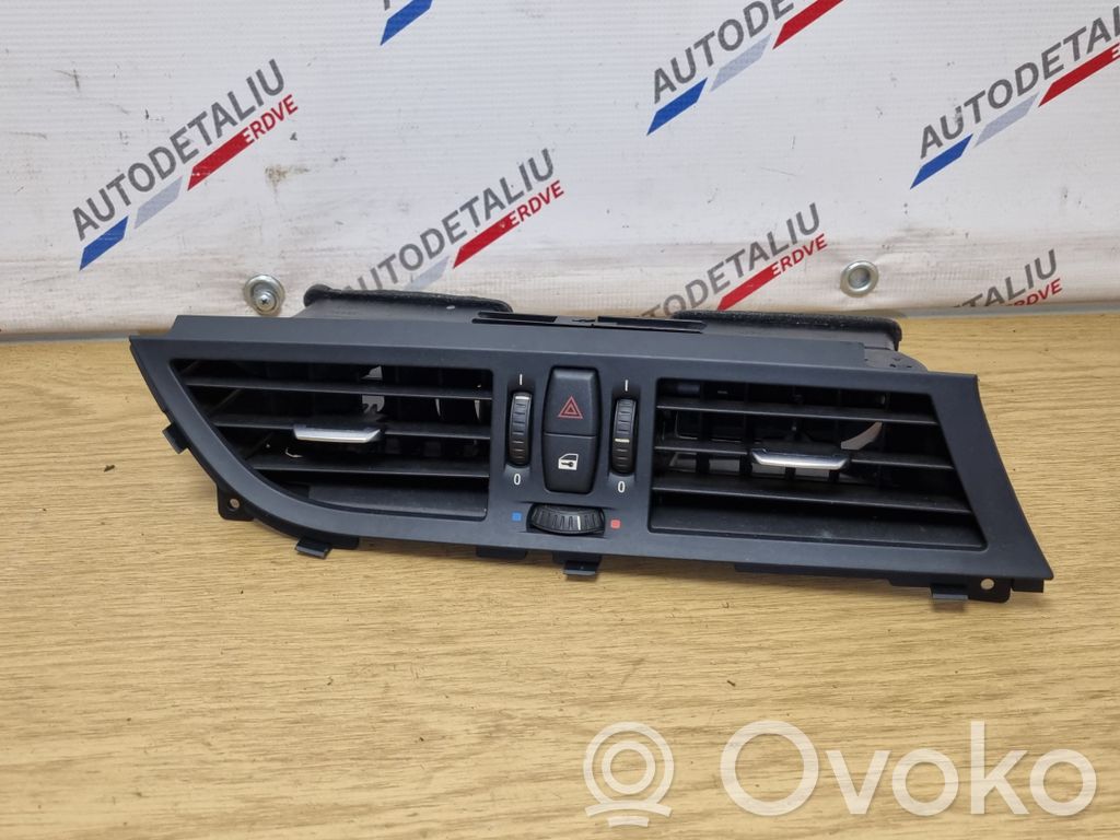 BMW Z4 E89 Dysze / Kratki środkowego nawiewu deski rozdzielczej 