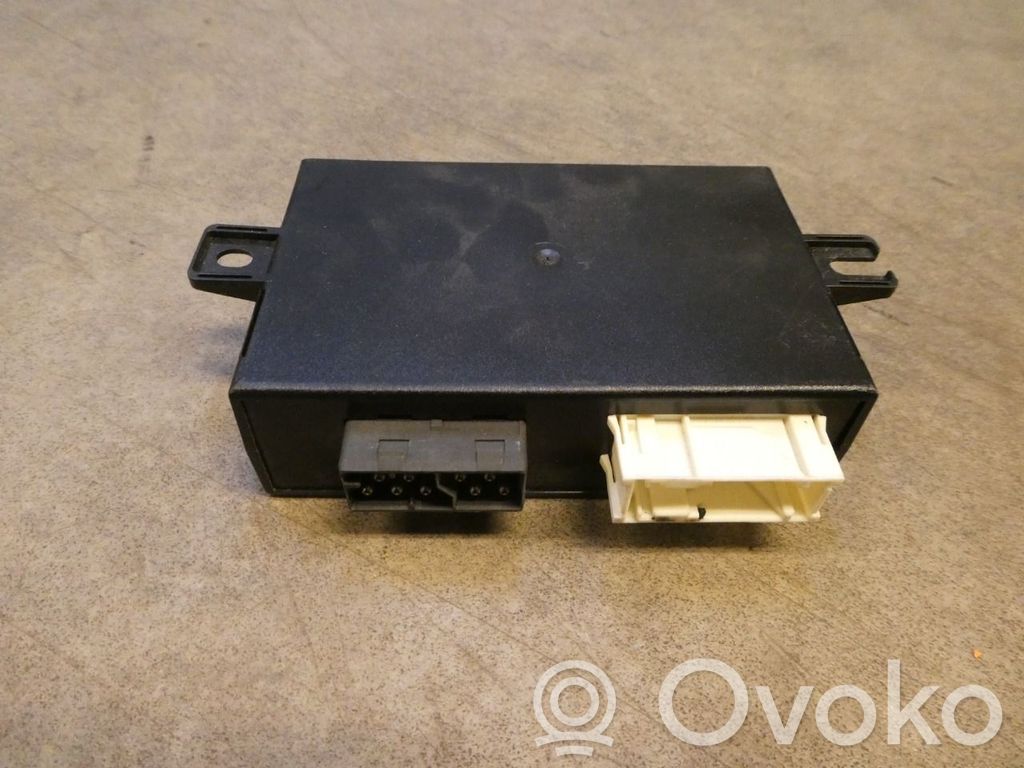 BMW 5 E39 Centrālās atslēgas vadības bloks 