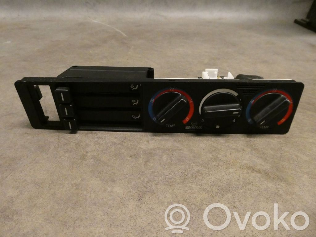 BMW 5 E34 Climate control unit 