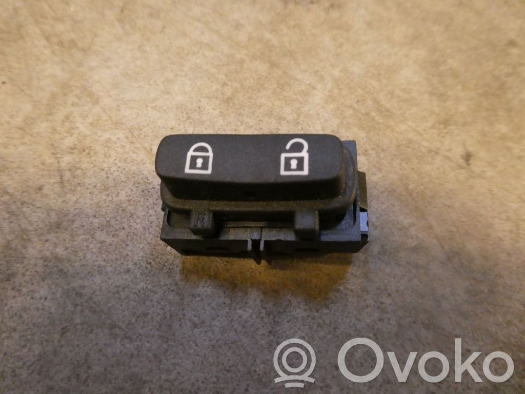 Botón interruptor de bloqueo de puertas   30710476