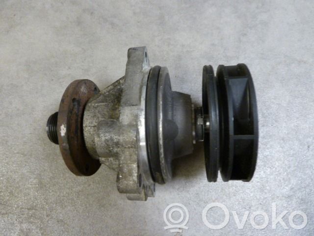 Water pump   7527779,7509985,7527910