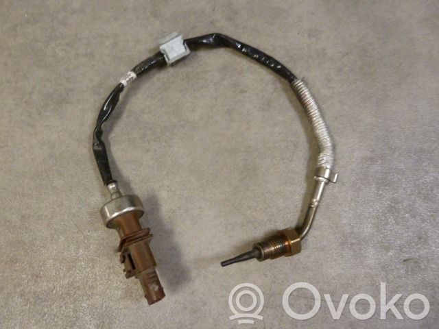 Volkswagen PASSAT B8 Sensor de temperatura del escape 
