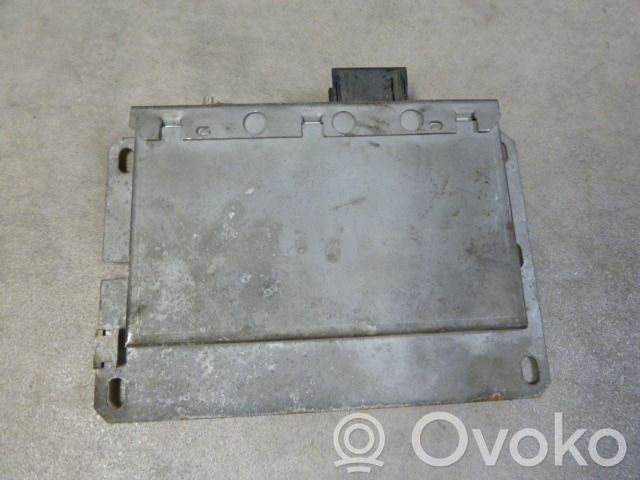 GPS navigation control unit/module   11599386,3240230